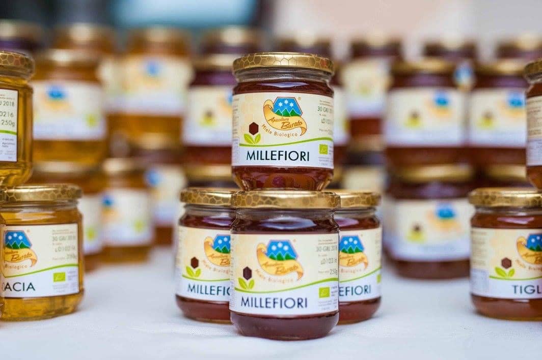 confezioni di miele di vario genere di apicoltura burat